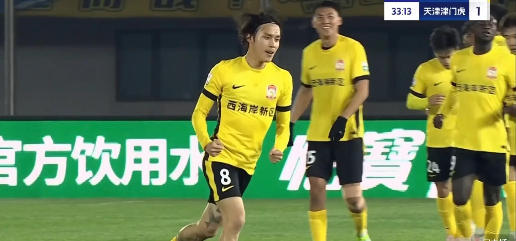 今晨意甲传出新动向，山东泰山单刀错失，管理层表态——球迷炸锅，轮换策略成焦点的简单介绍